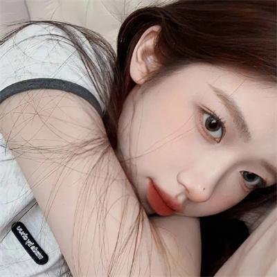 赤脚的基奉儿